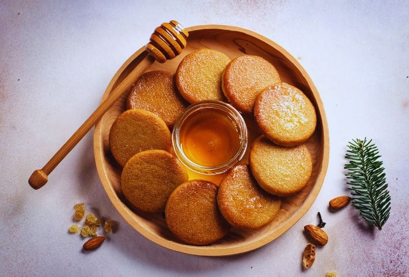 How to Make Delicious Honey Cookies